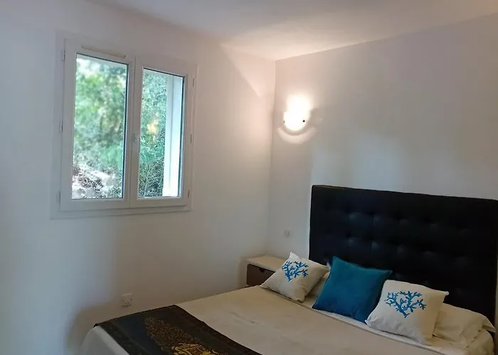 Holiday home La Maison Sous Les Oliviers Casa D'iloa *